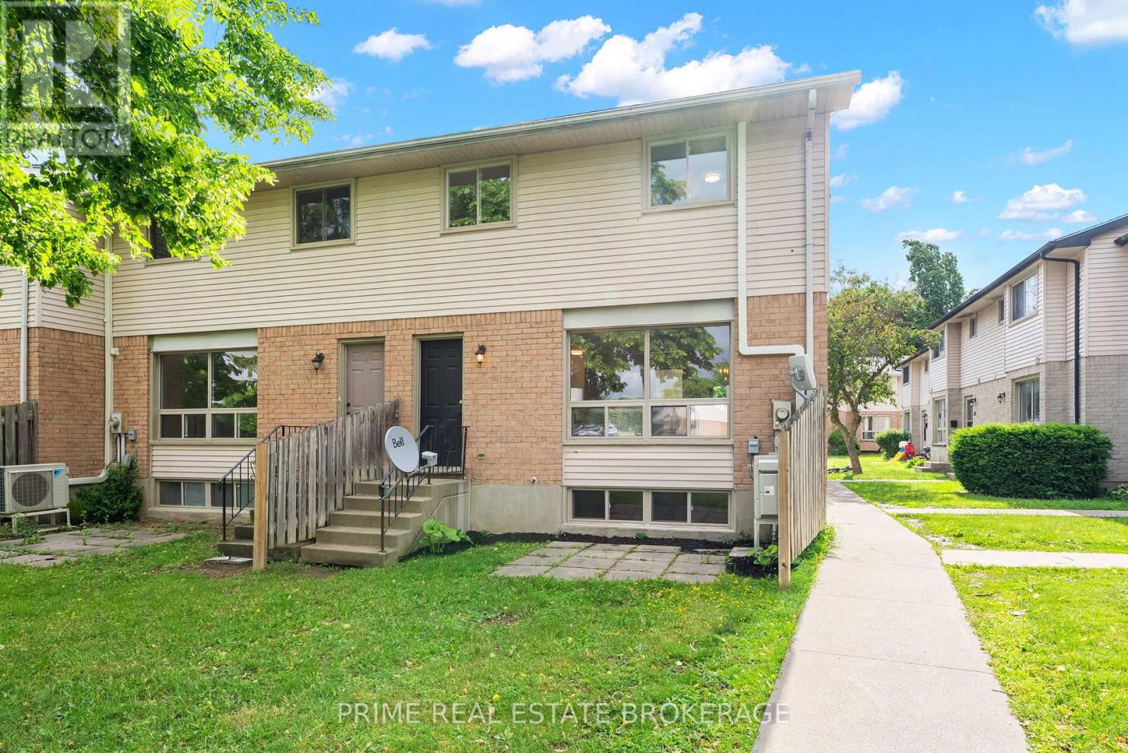 #51 678 UPPER QUEEN STREET - 35