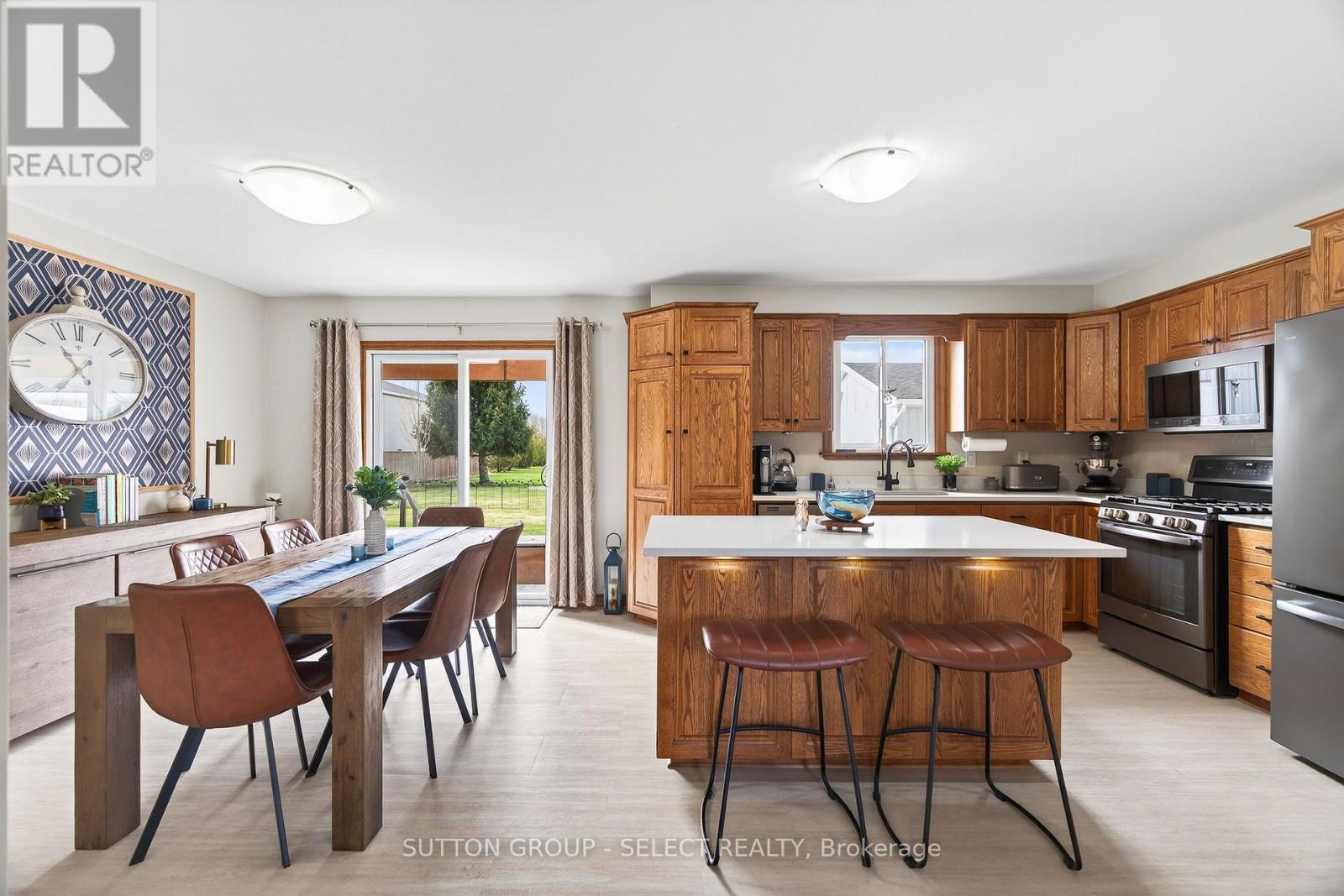 51169 CLINTON STREET - 11
