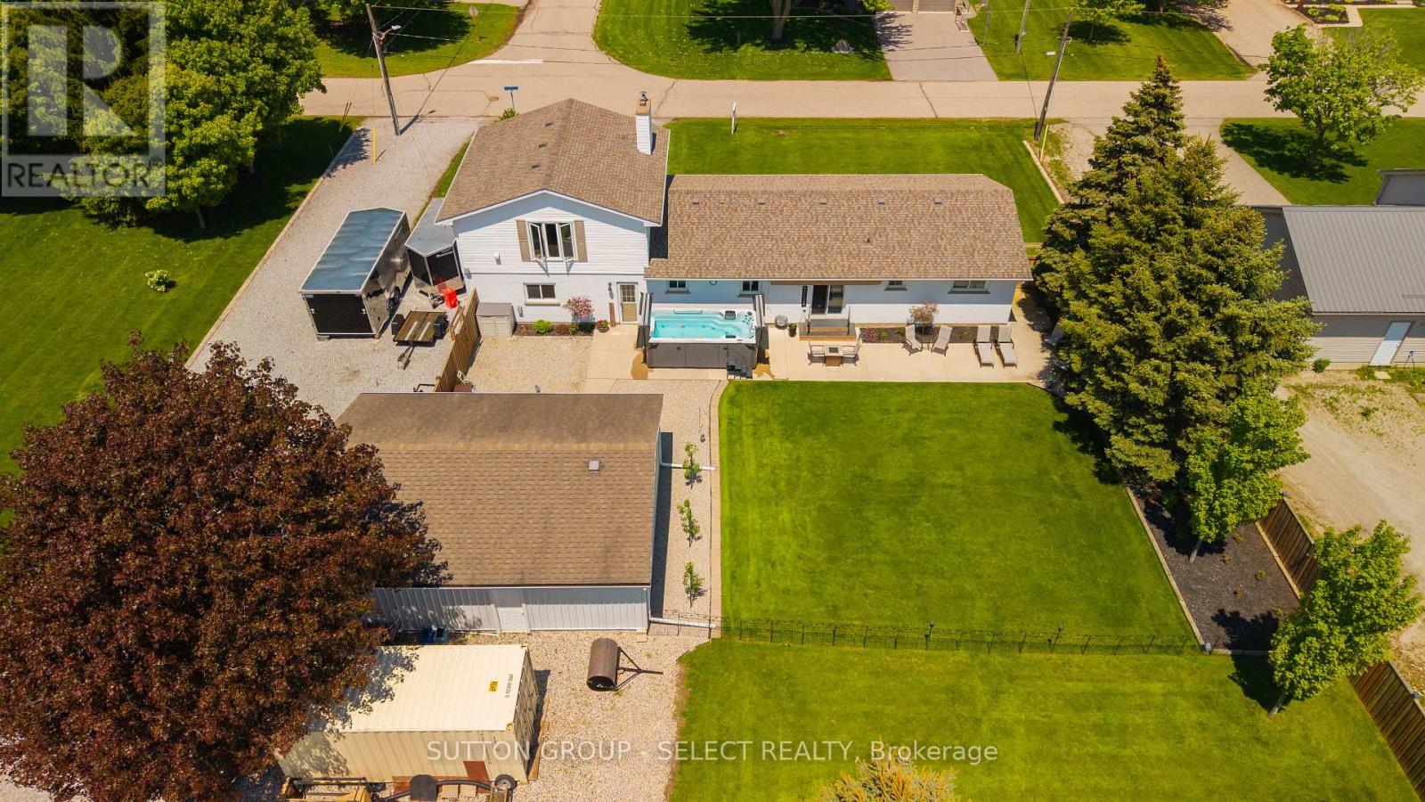 51169 CLINTON STREET - 4