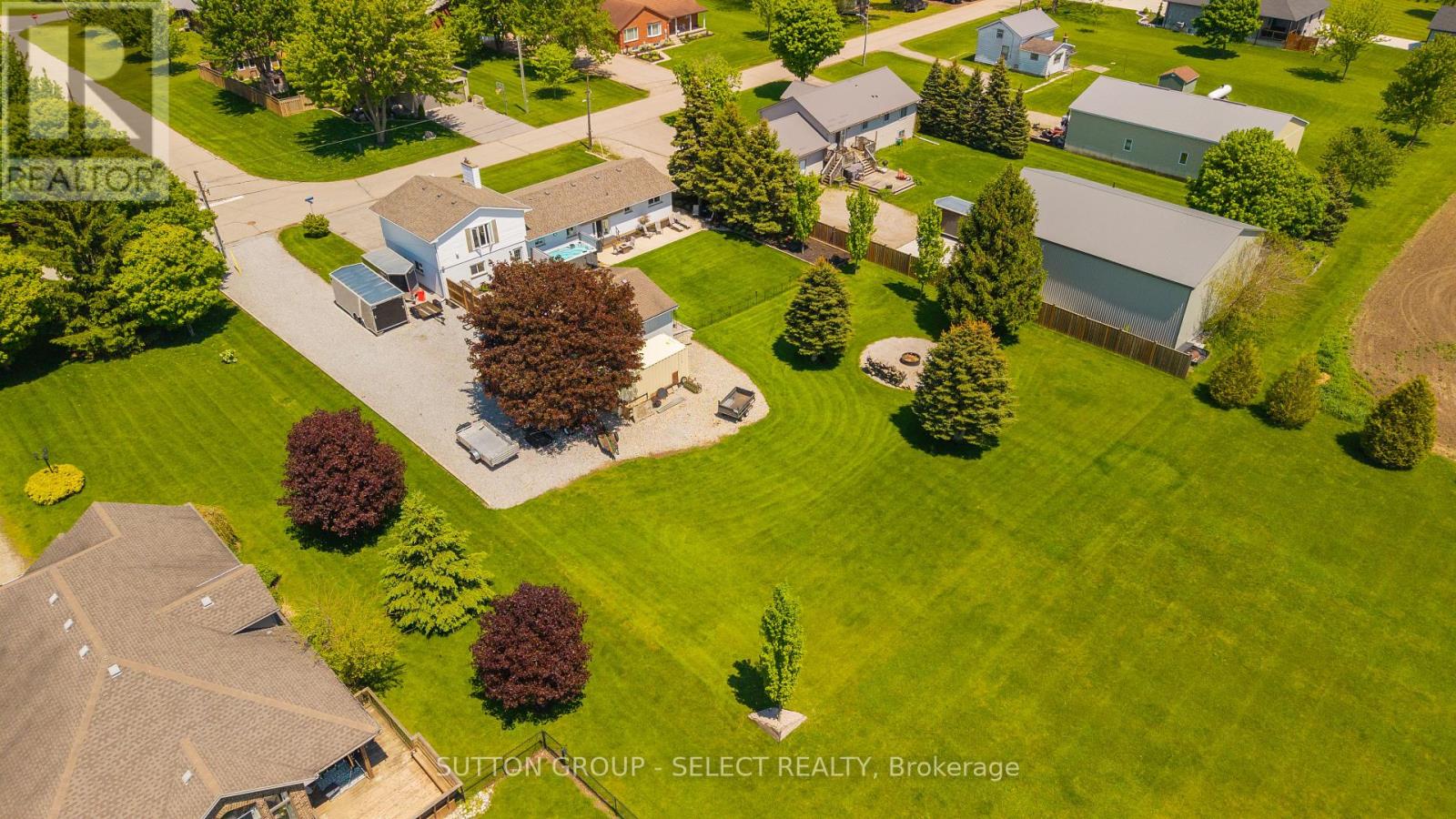 51169 CLINTON STREET - 44