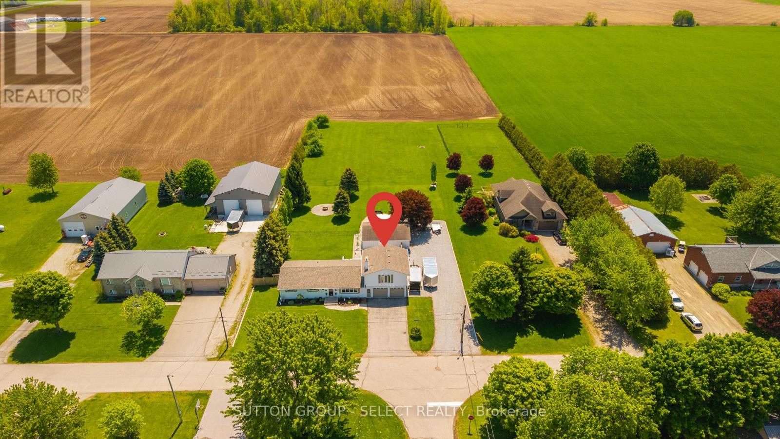 51169 CLINTON STREET - 46