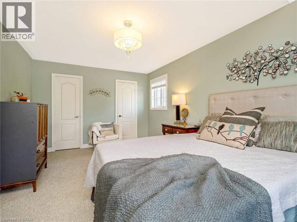 15 TRILLIUM Terrace - Image 32