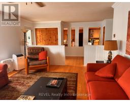 1031 Butterfly Road, Muskoka Lakes, ON P0C1A0 Photo 11
