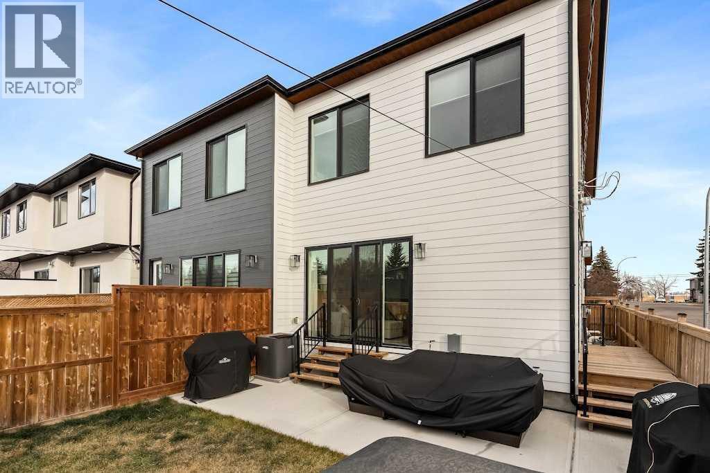 3339 41 Street SW — photo 14