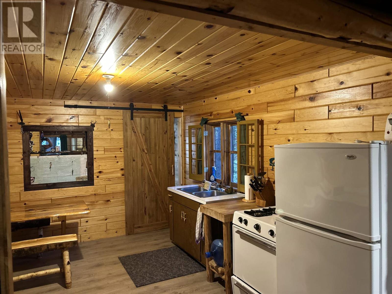 14 Island Canyon Lake - 15