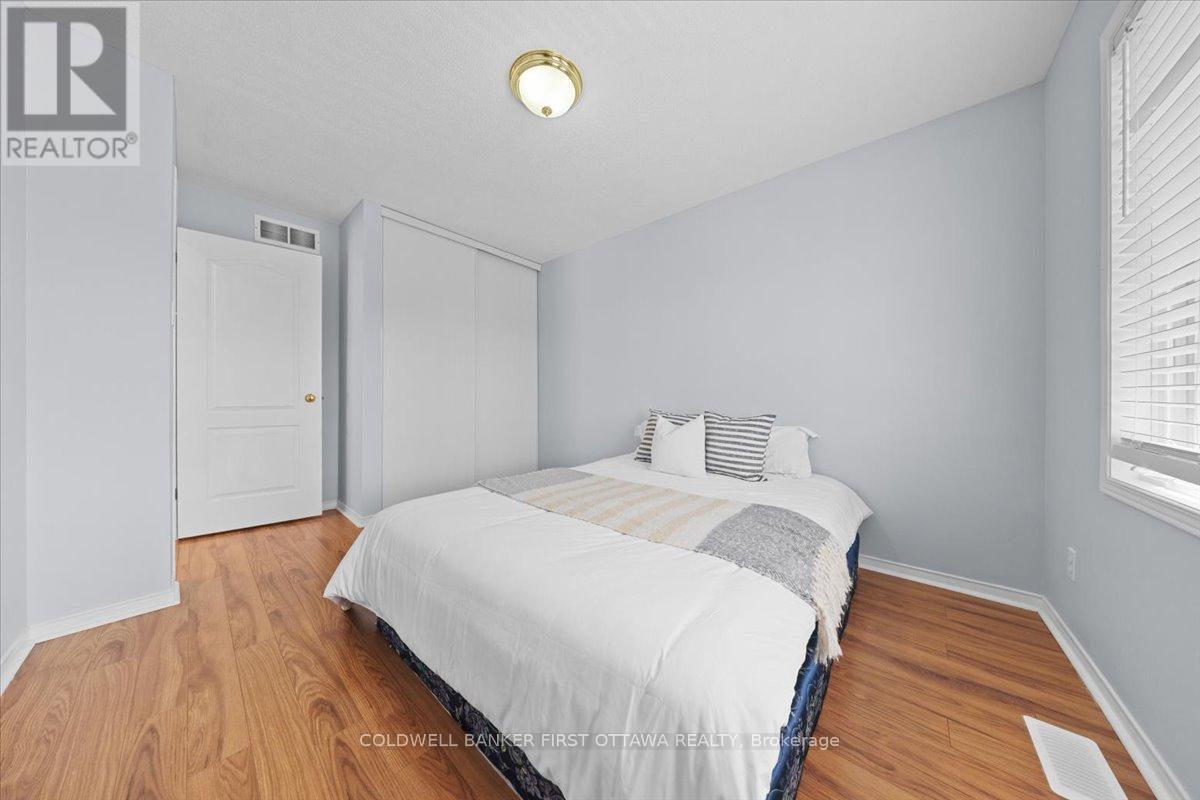 3 Bed, 3 Bath House for Sale in Ottawa – 22 CLOUTIER STREET, Ottawa – MLS# X13492684 - Image 26
