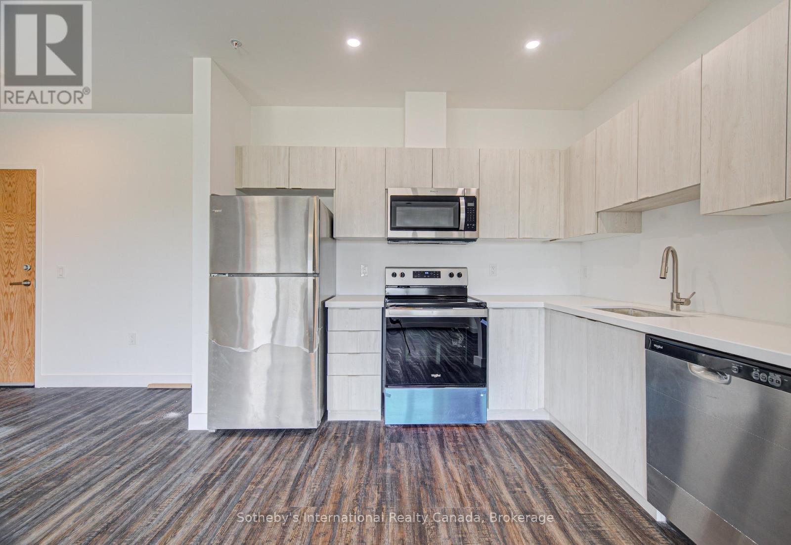 #402 408 DUNDAS STREET S - 10