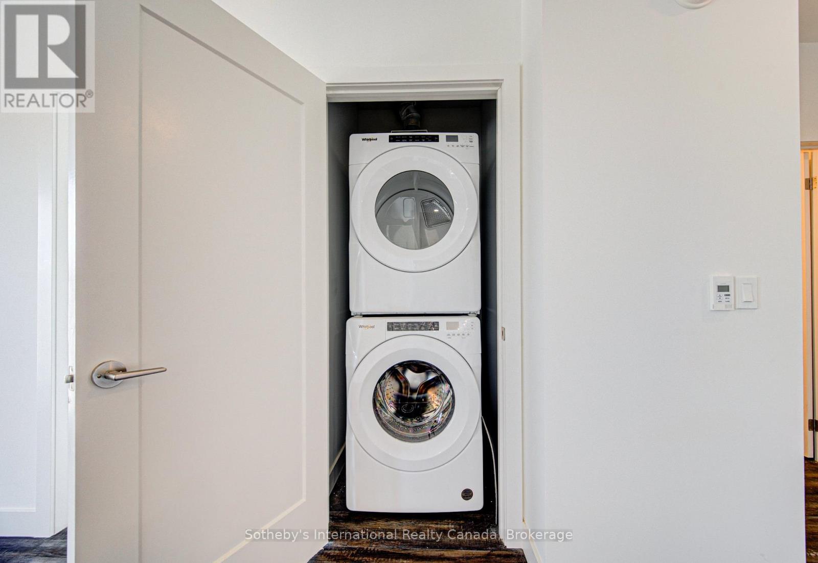 #402 408 DUNDAS STREET S - 15