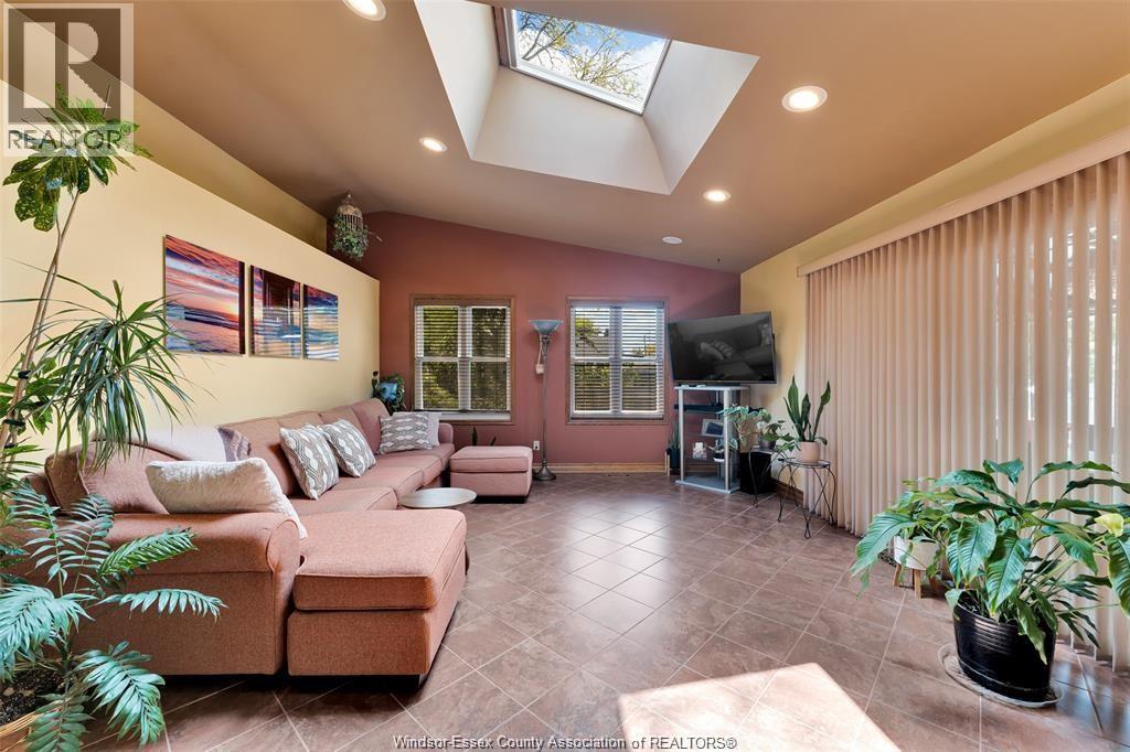 274 IRWIN - 18