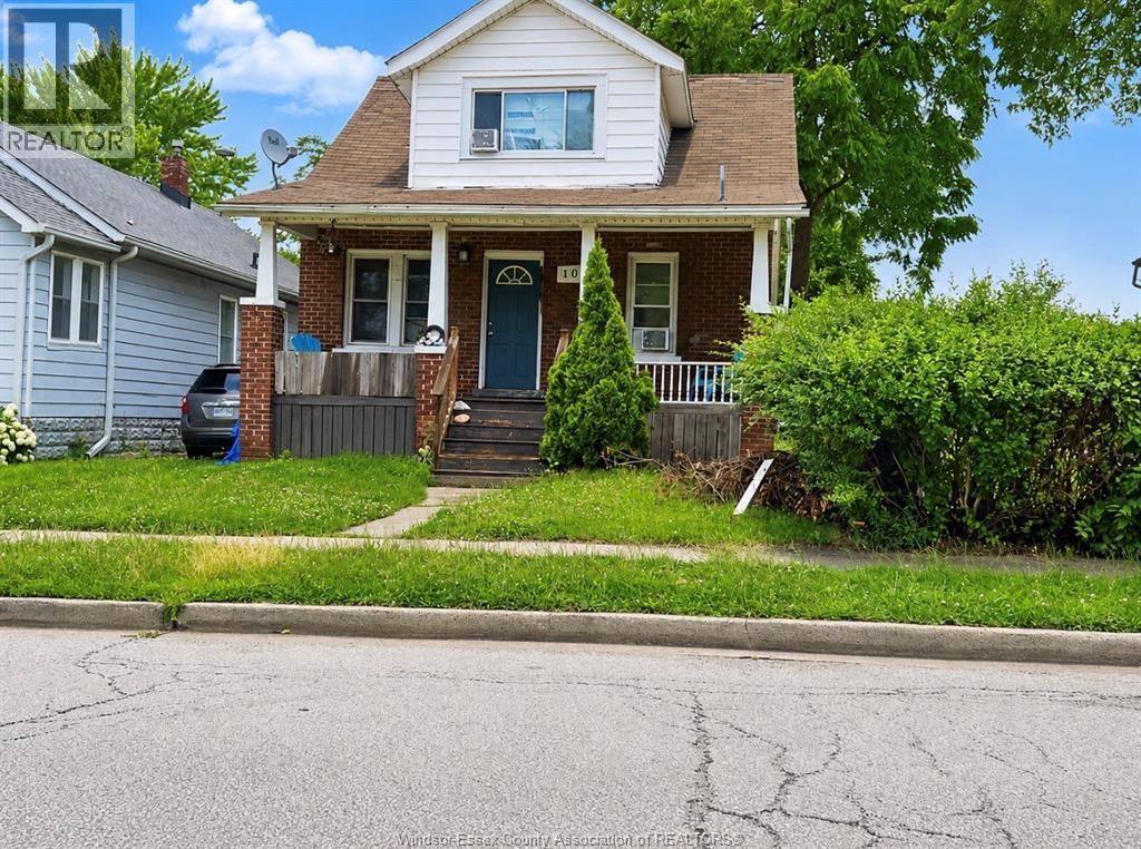 1026 FELIX STREET - 2