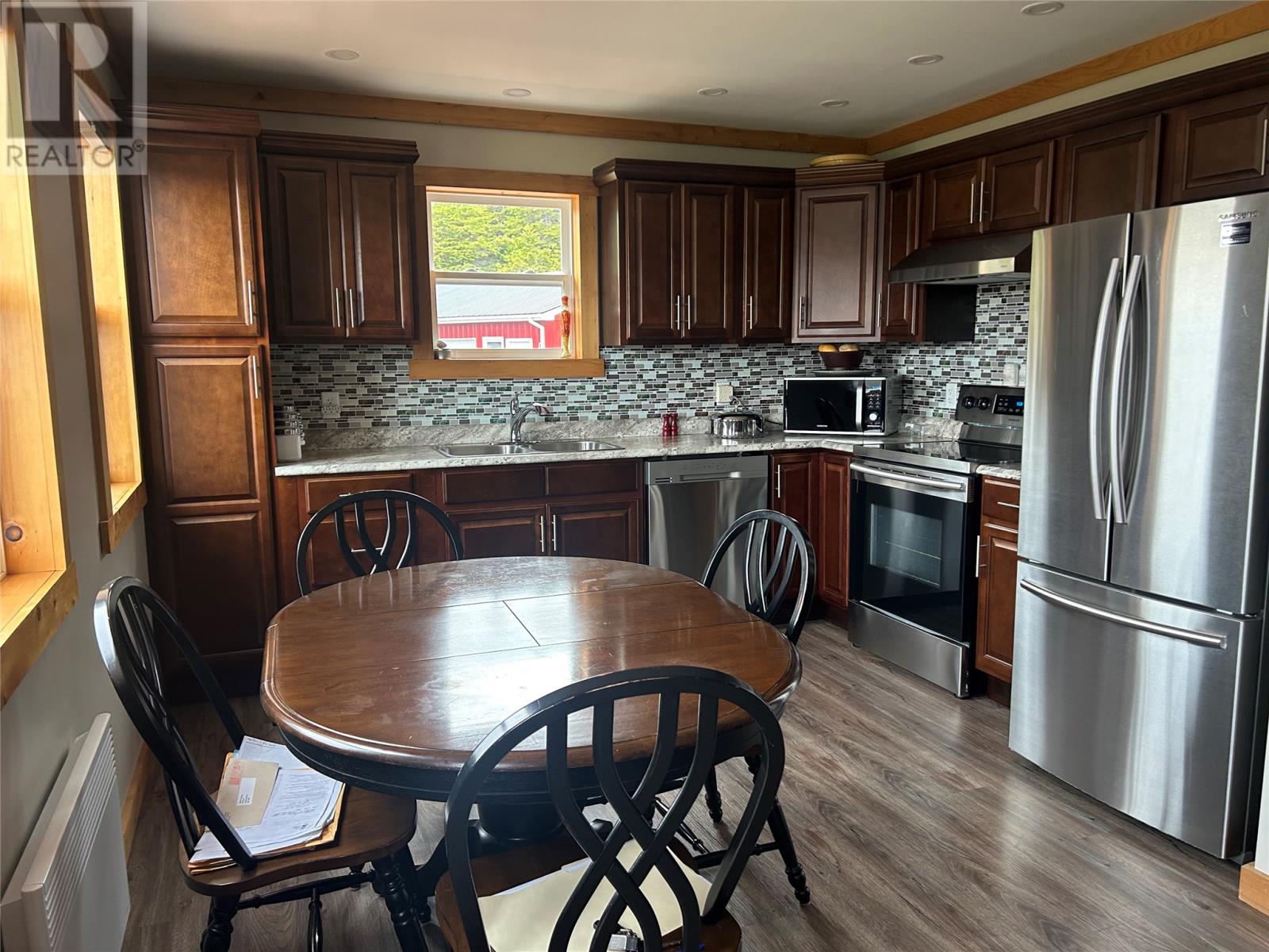 10 LONG SHORE Road - 21