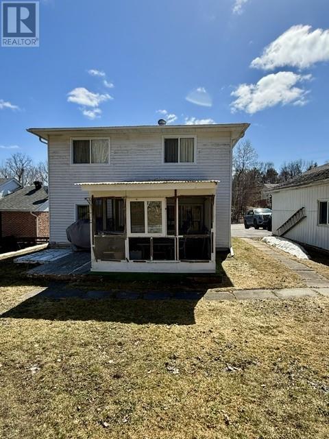 38 Ottawa Ave - 11