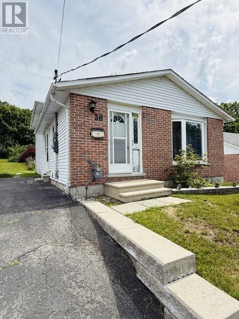 38 Ottawa Ave - 12