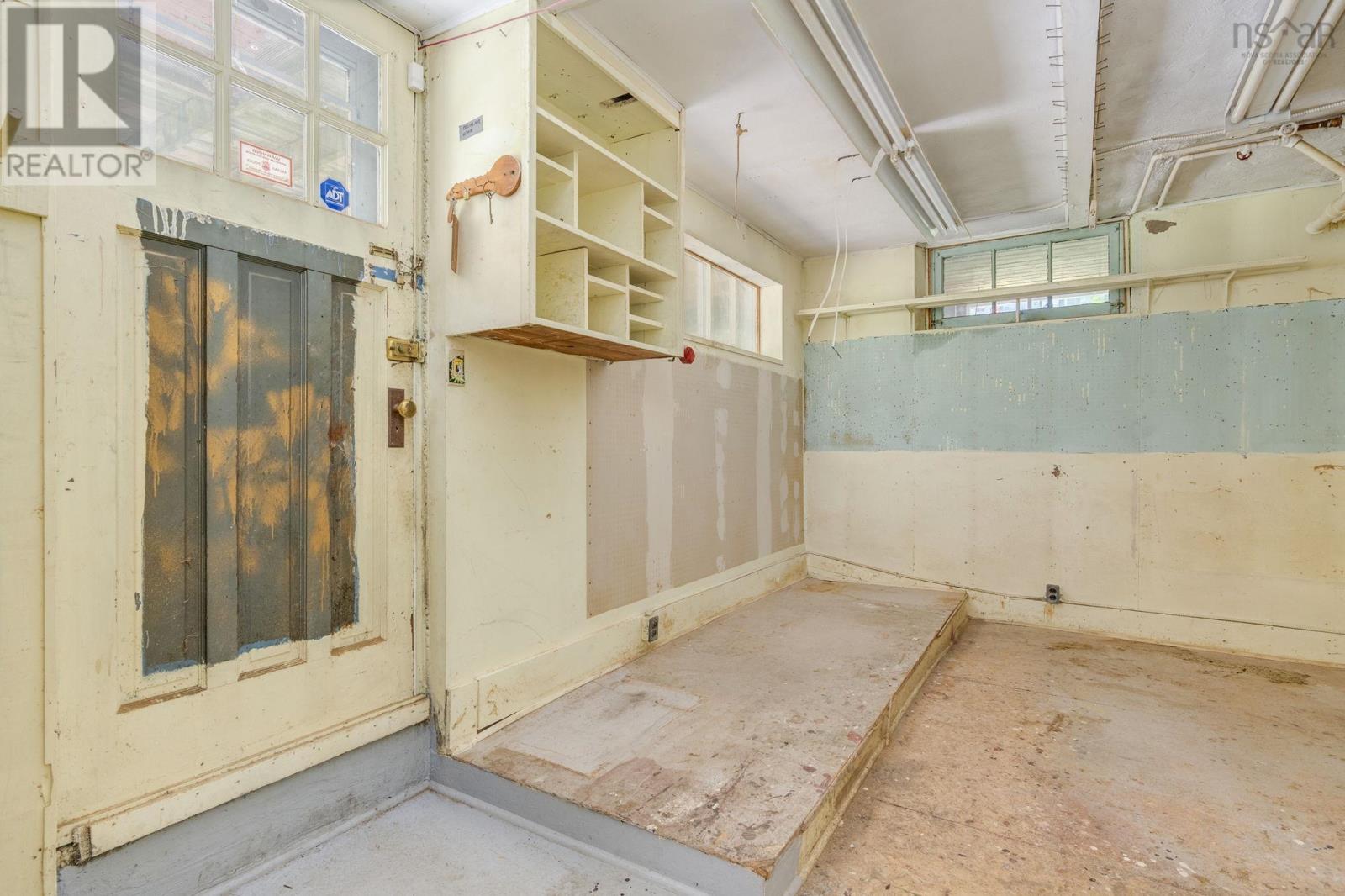 1031 Marlborough Avenue - 44