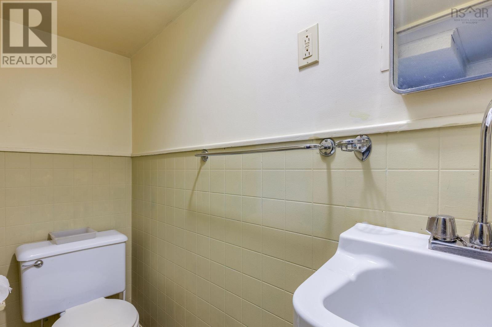 1031 Marlborough Avenue - 46