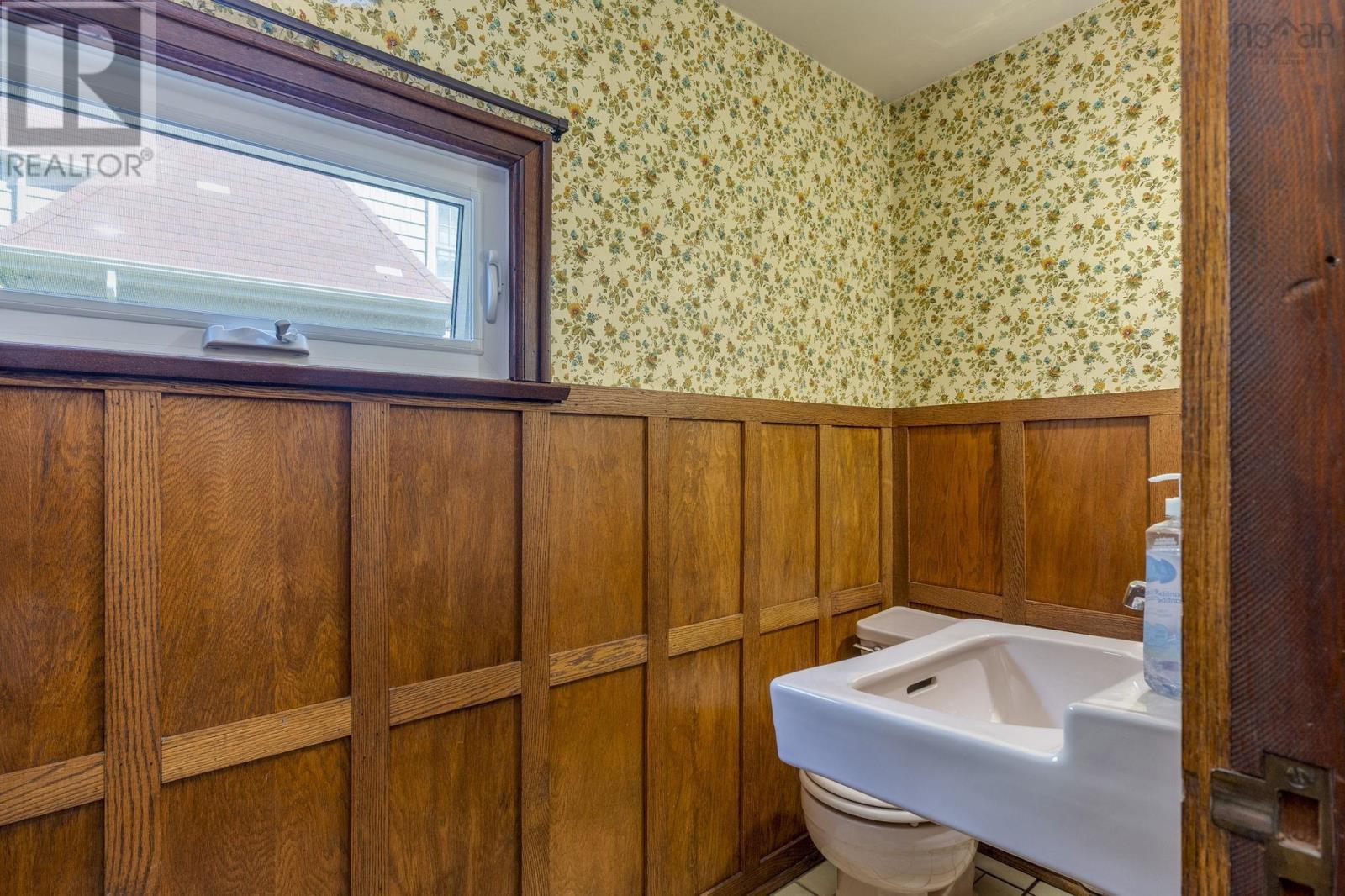 1031 Marlborough Avenue - 8