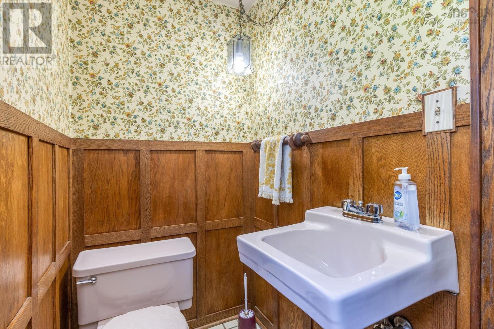1031 Marlborough Avenue - 9