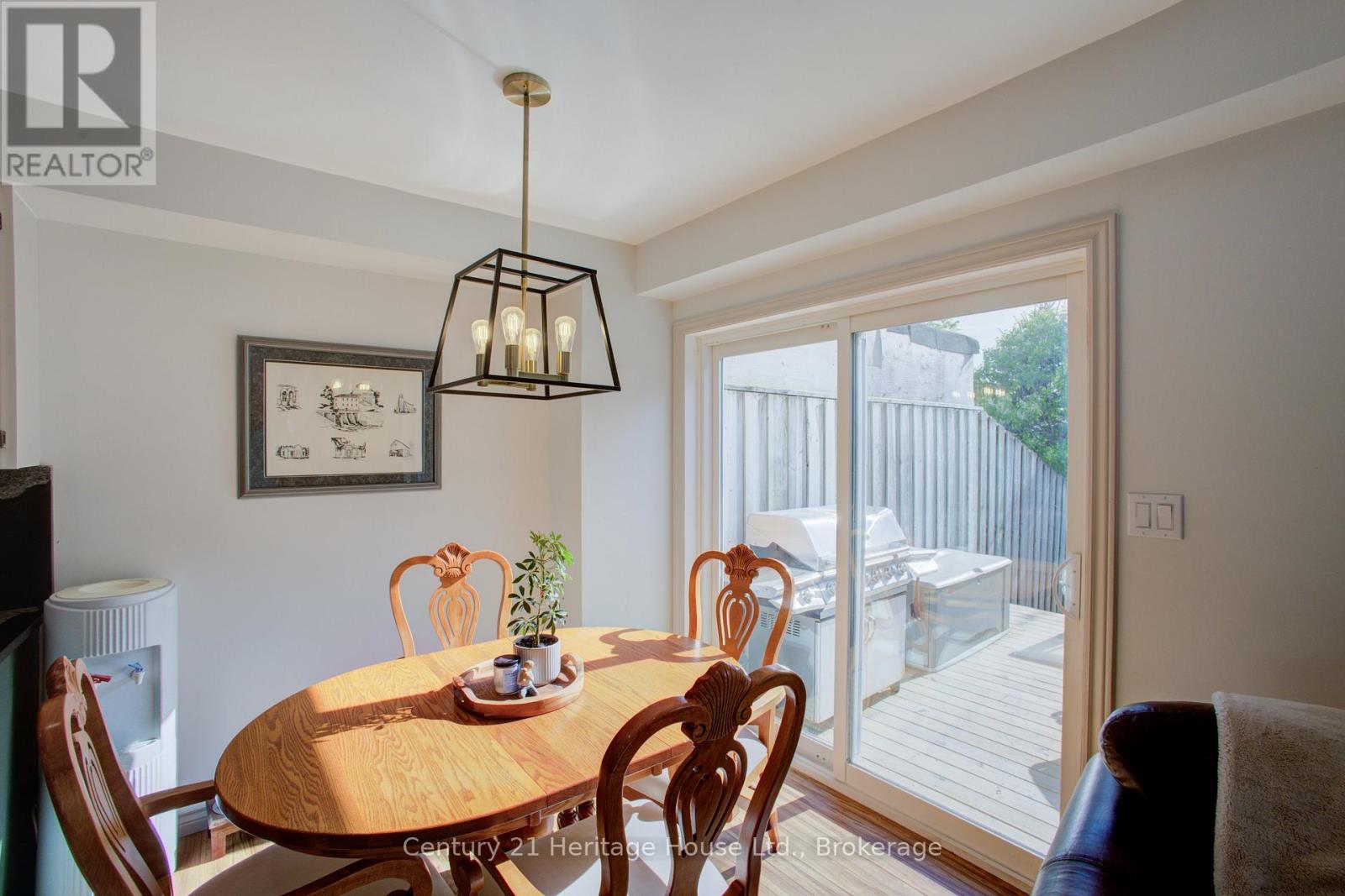 144 KINCARDINE STREET N - 10