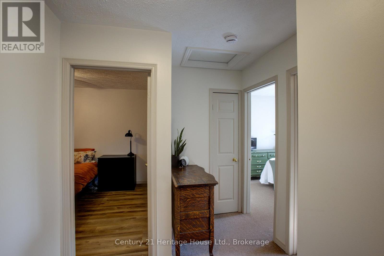 144 KINCARDINE STREET N - 17