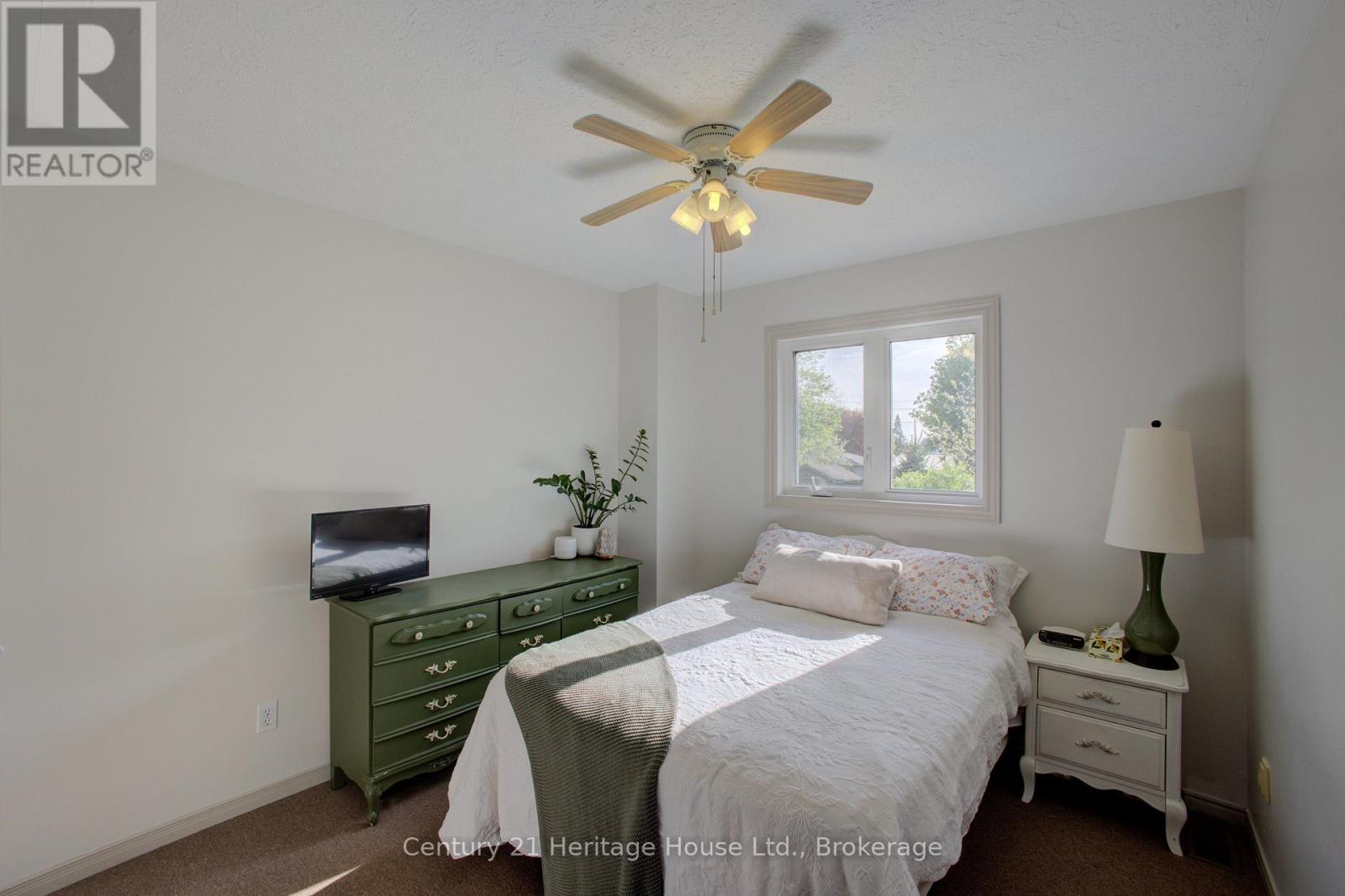 144 KINCARDINE STREET N - 22