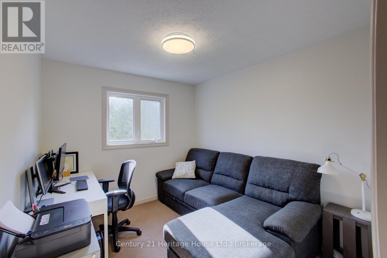 144 KINCARDINE STREET N - 23