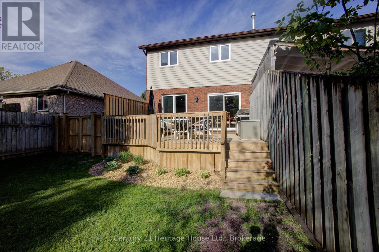 144 KINCARDINE STREET N - 35