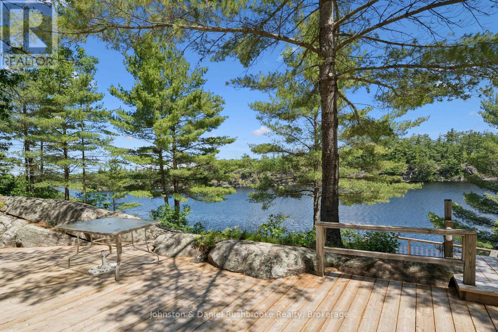 1277 & 1279 WOODLAND DRIVE - 22