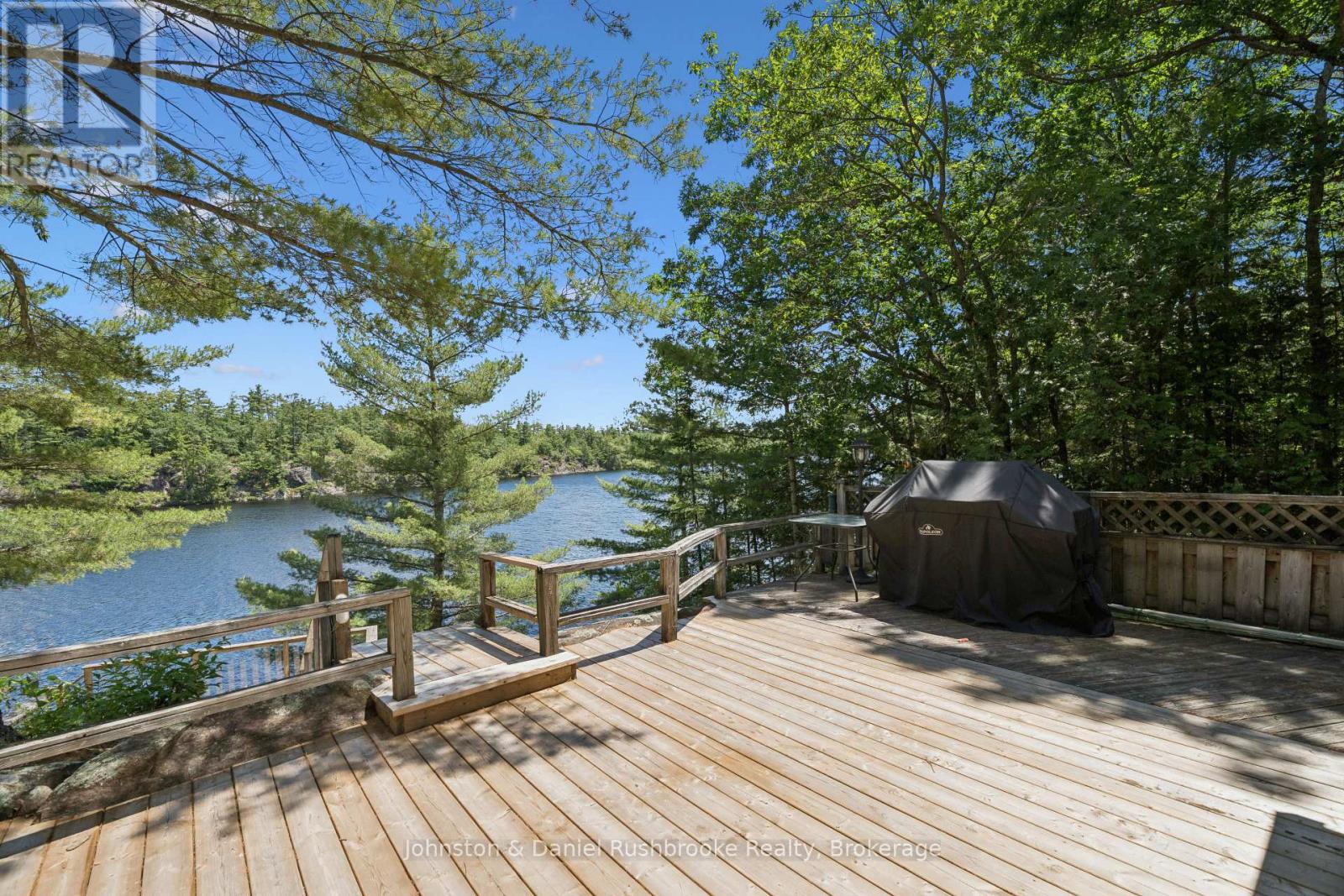 1277 & 1279 WOODLAND DRIVE - 23