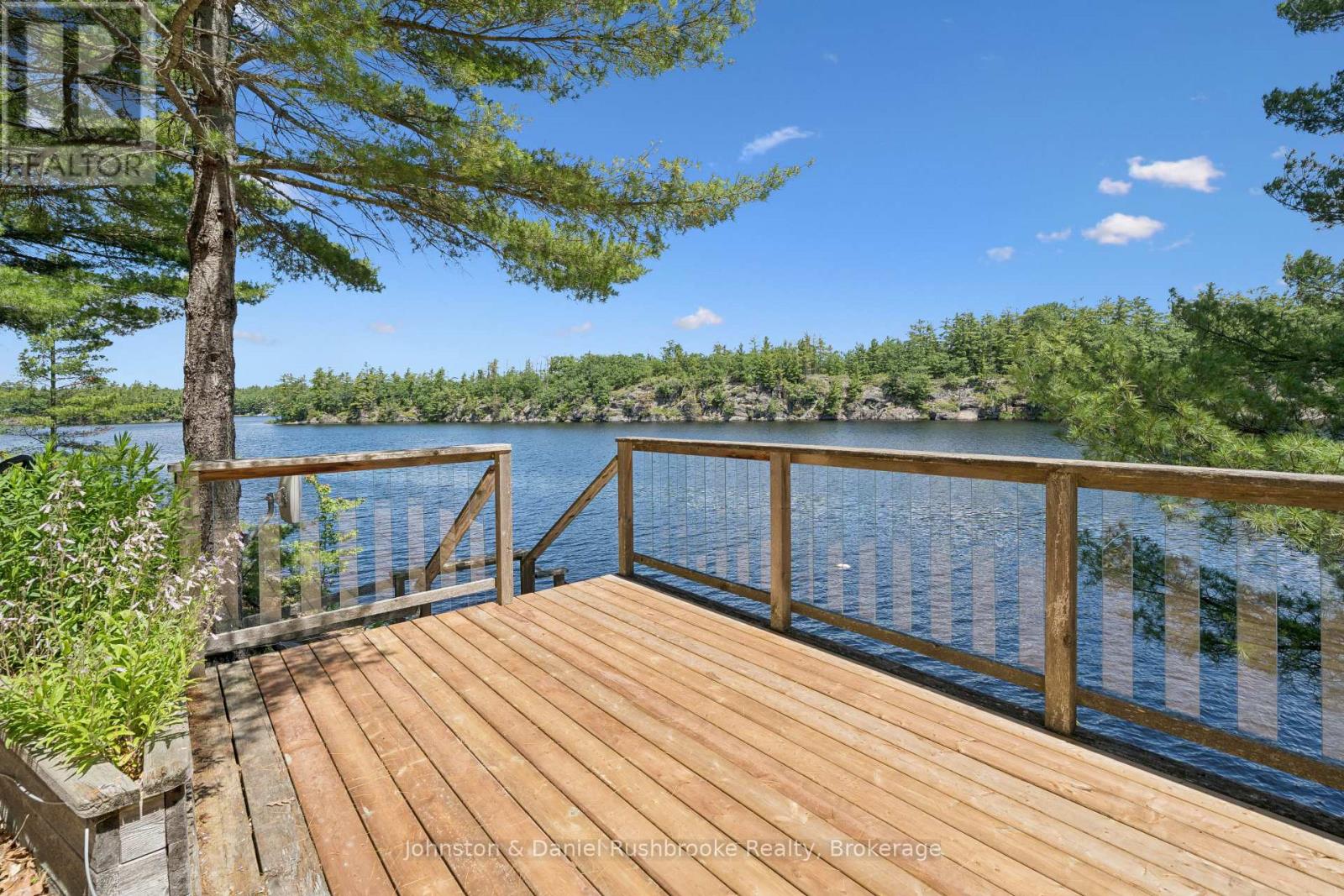 1277 & 1279 WOODLAND DRIVE - 24