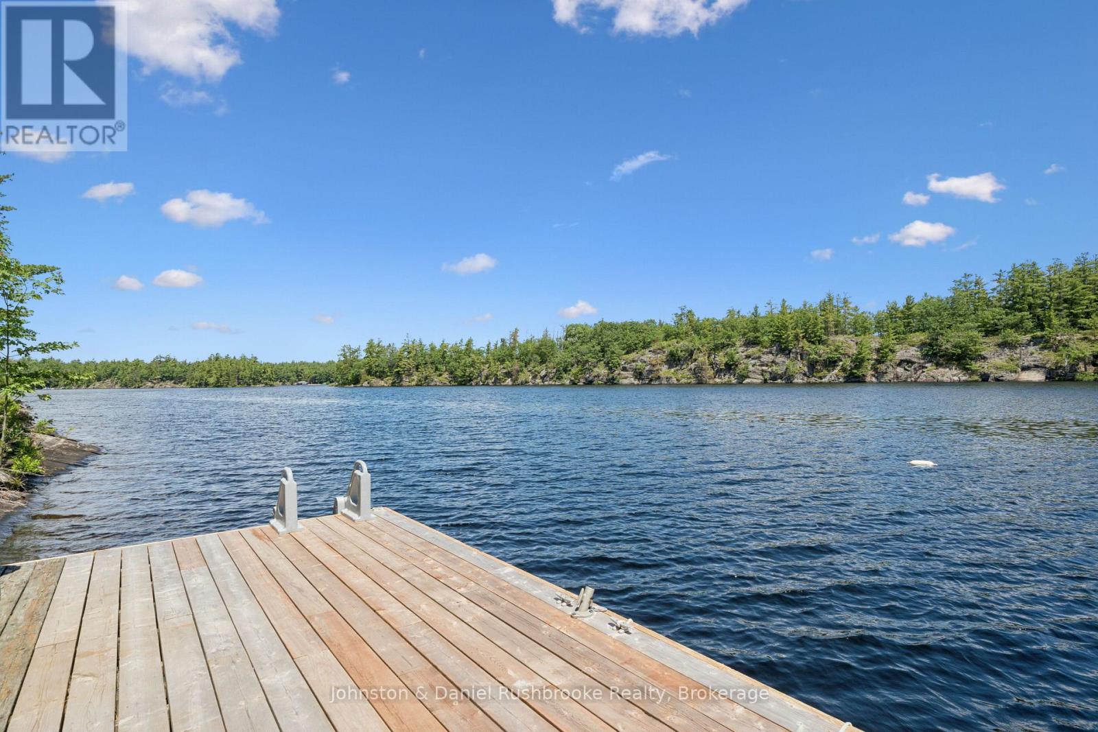 1277 & 1279 WOODLAND DRIVE - 25