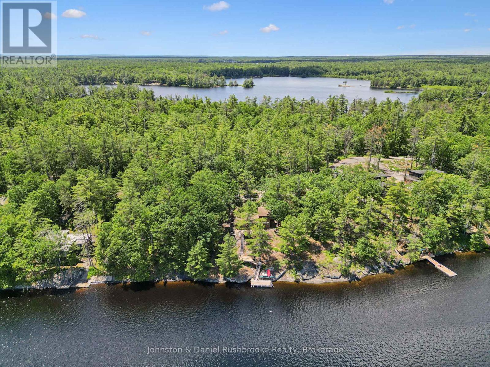 1277 & 1279 WOODLAND DRIVE - 35
