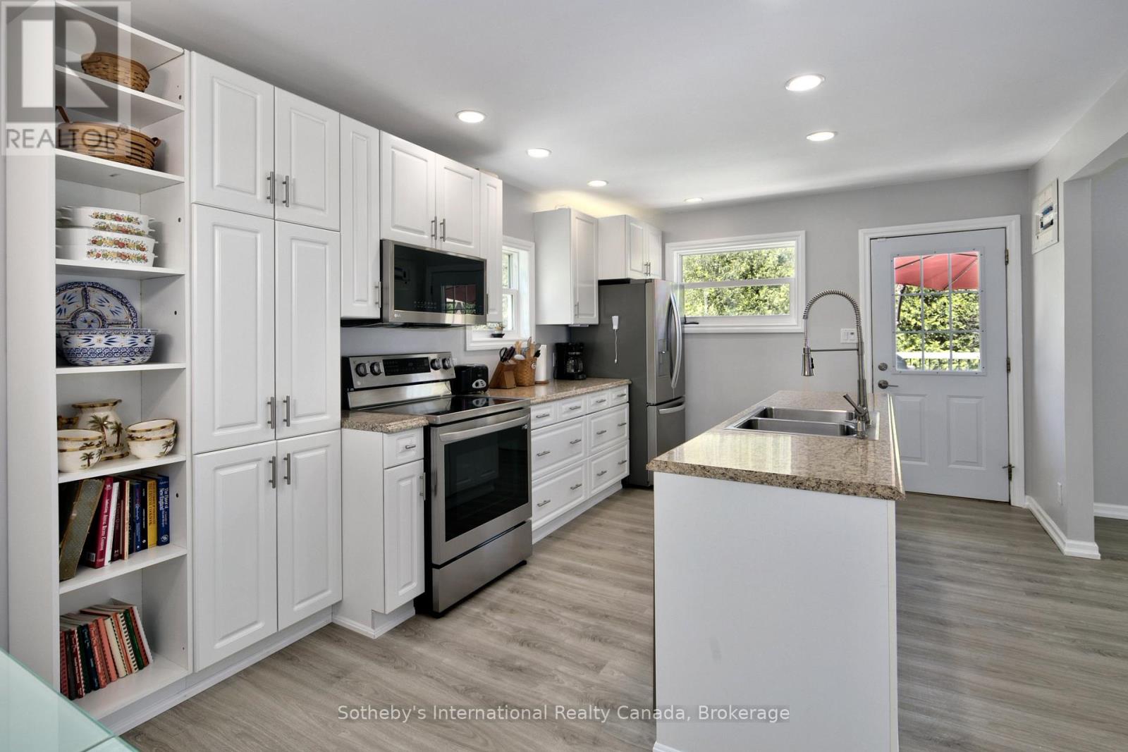 640514 HAMILTON ROAD - 14