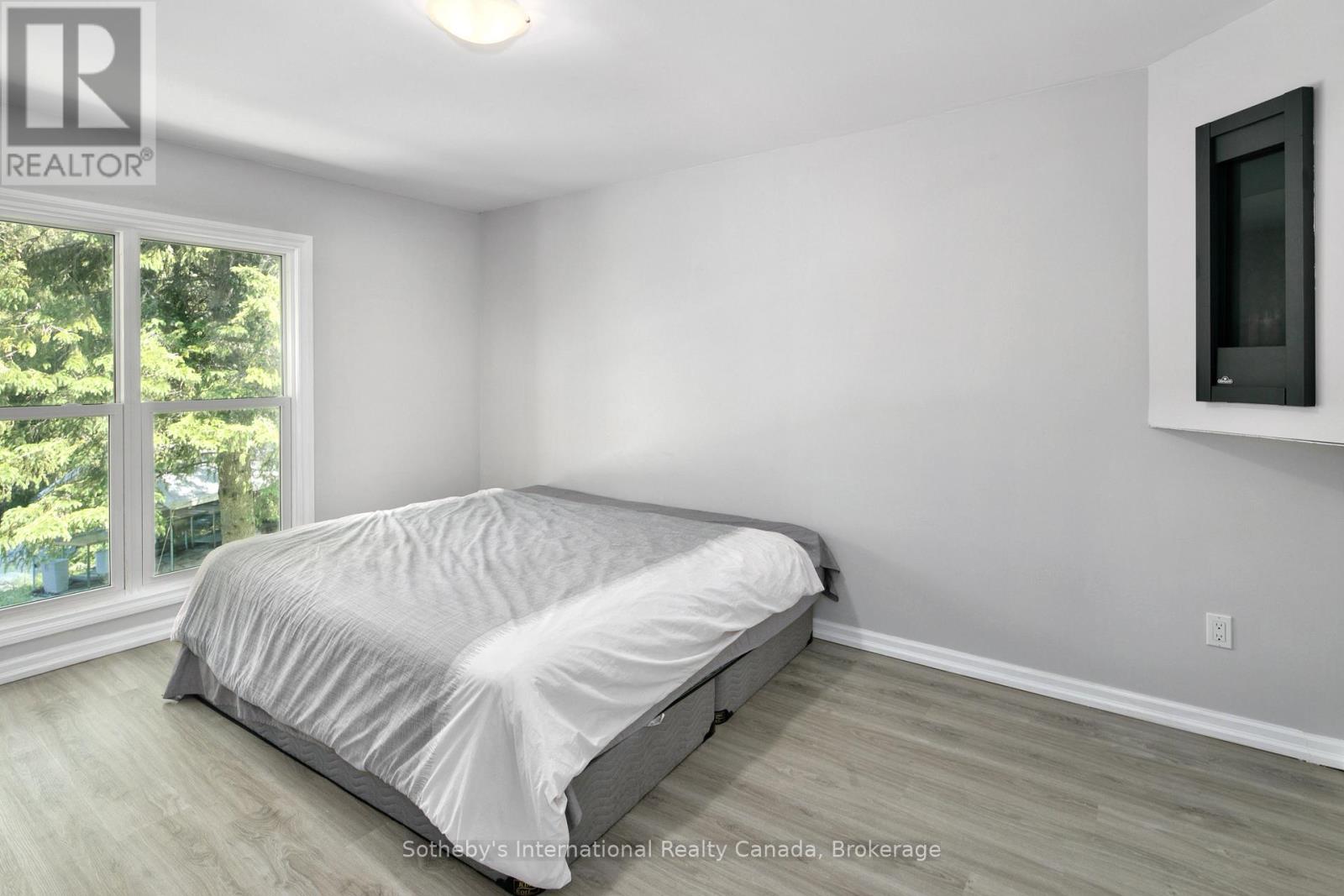 640514 HAMILTON ROAD - 23
