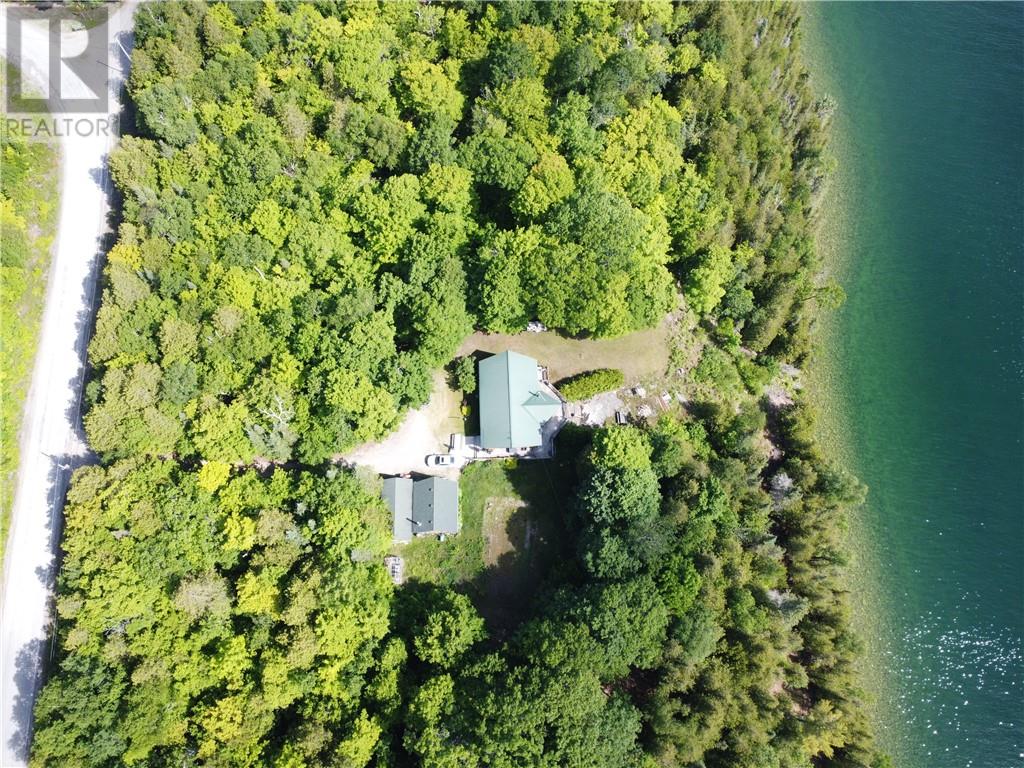 320 Perivale Rd W. - 14