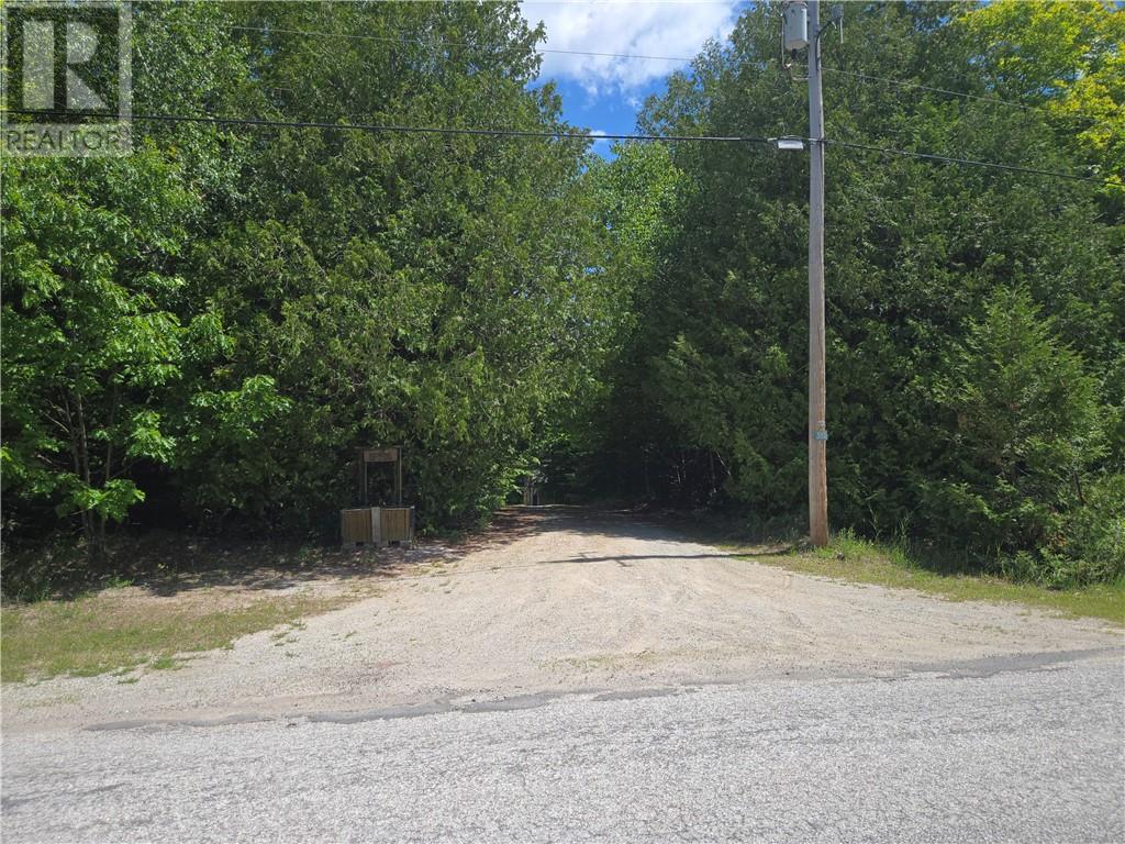 320 Perivale Rd W. - 15
