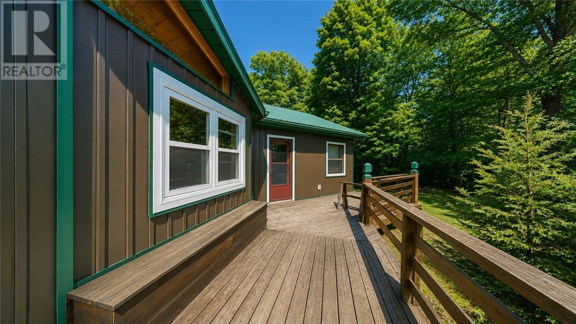 320 Perivale Rd W. - 32