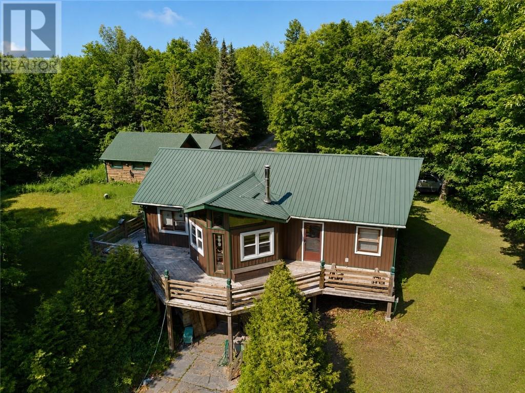 320 Perivale Rd W. - 34