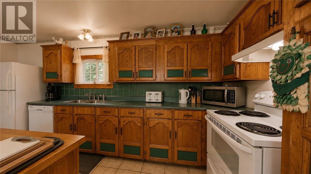320 Perivale Rd W. - 47