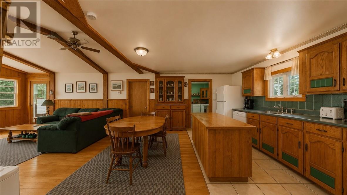 320 Perivale Rd W. - 54