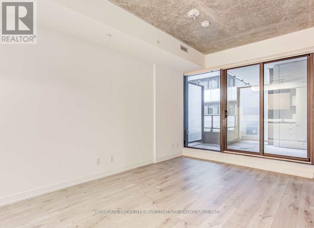 #228 161 ROEHAMPTON AVENUE - 5