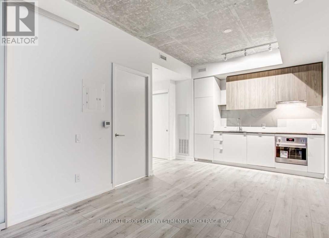 #228 161 ROEHAMPTON AVENUE - 7