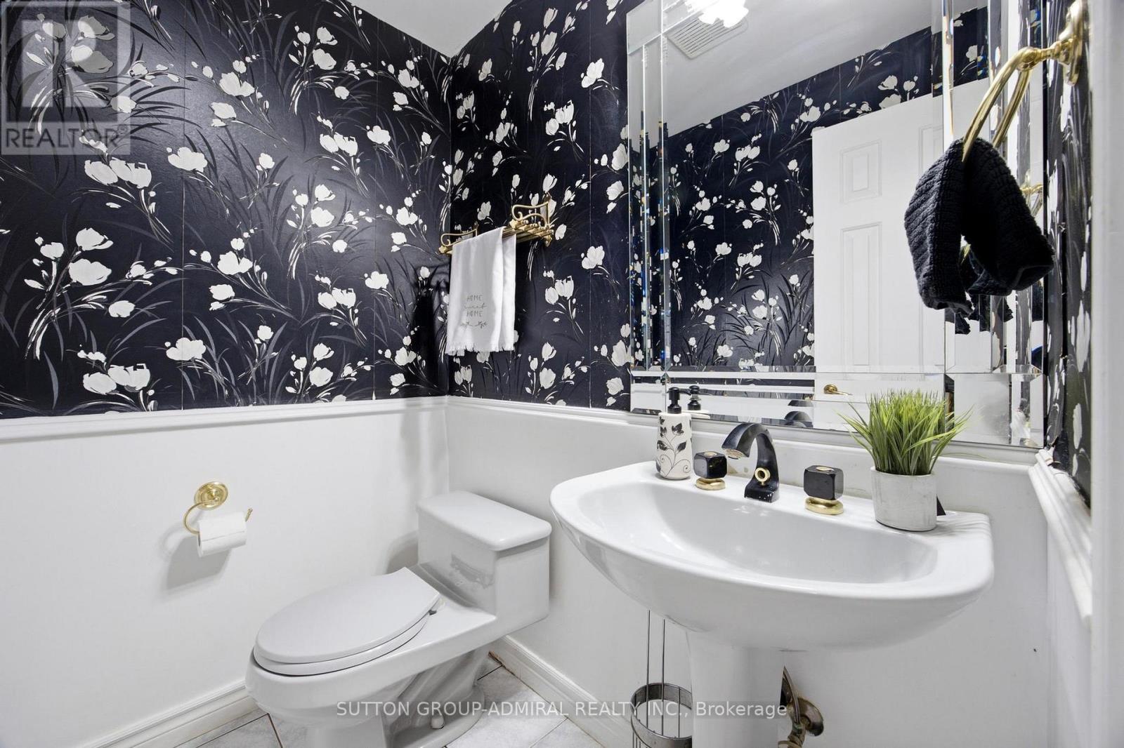 138 KENNARD AVENUE - 28