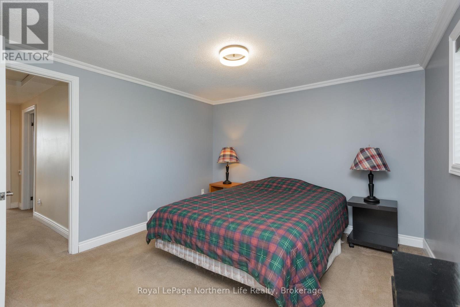 323 PERCY STREET - 24