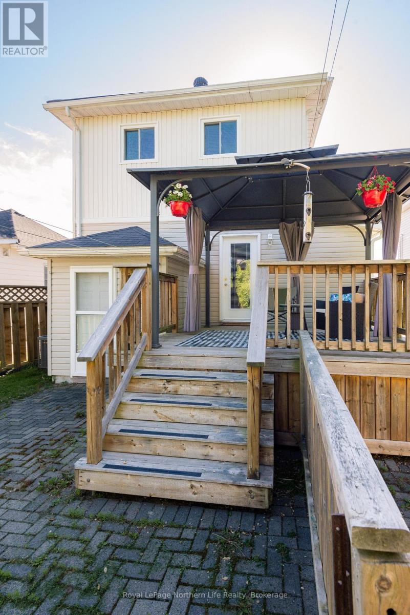 323 PERCY STREET - 33