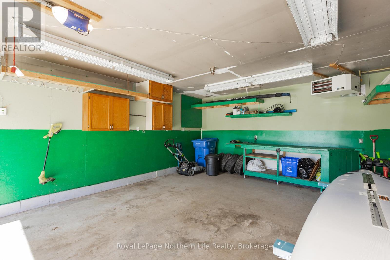 323 PERCY STREET - 37