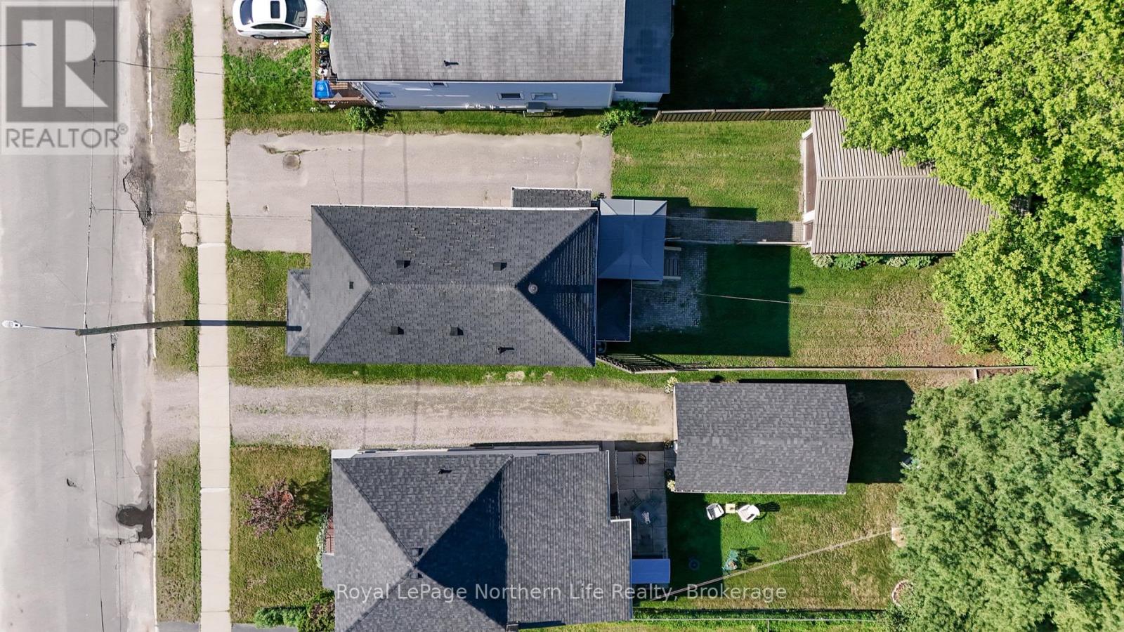 323 PERCY STREET - 6
