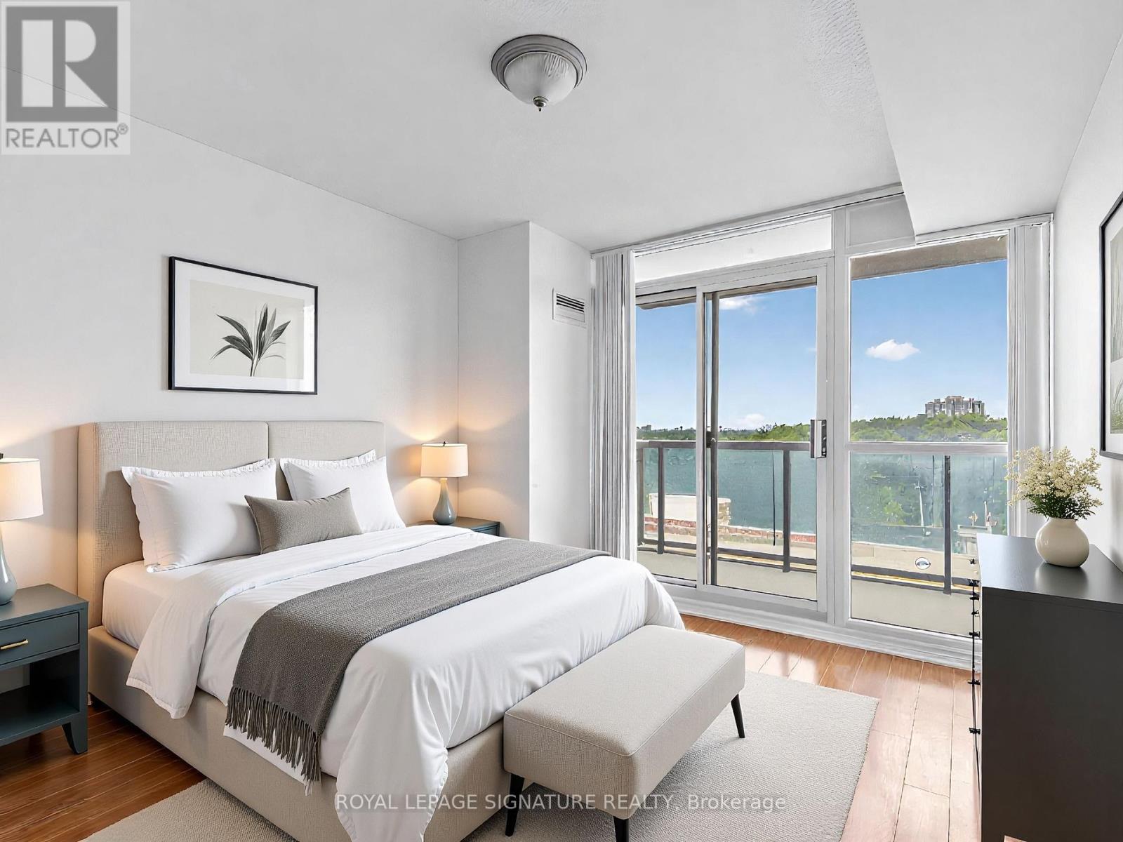 #1512 68 GRANGEWAY AVENUE - 14