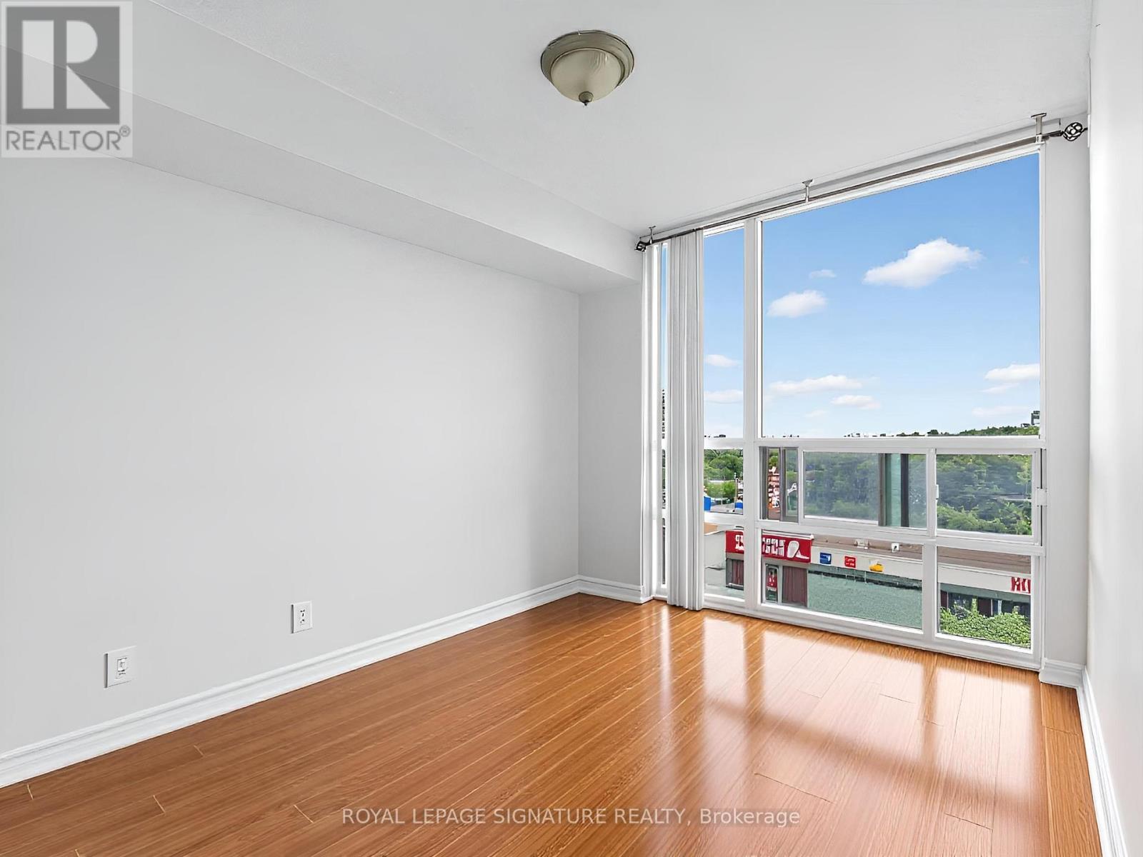 #1512 68 GRANGEWAY AVENUE - 16