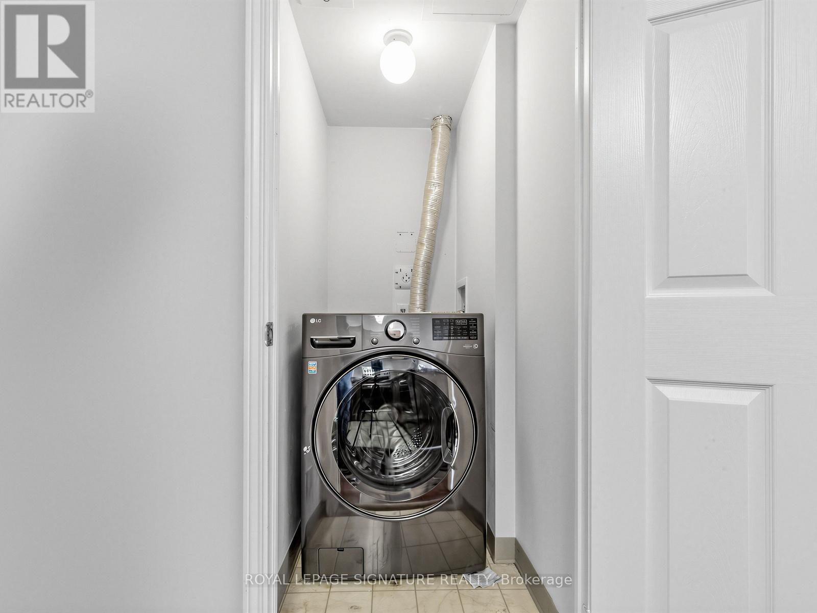 #1512 68 GRANGEWAY AVENUE - 18