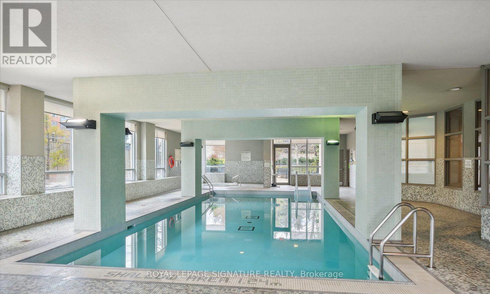 #1512 68 GRANGEWAY AVENUE - 25